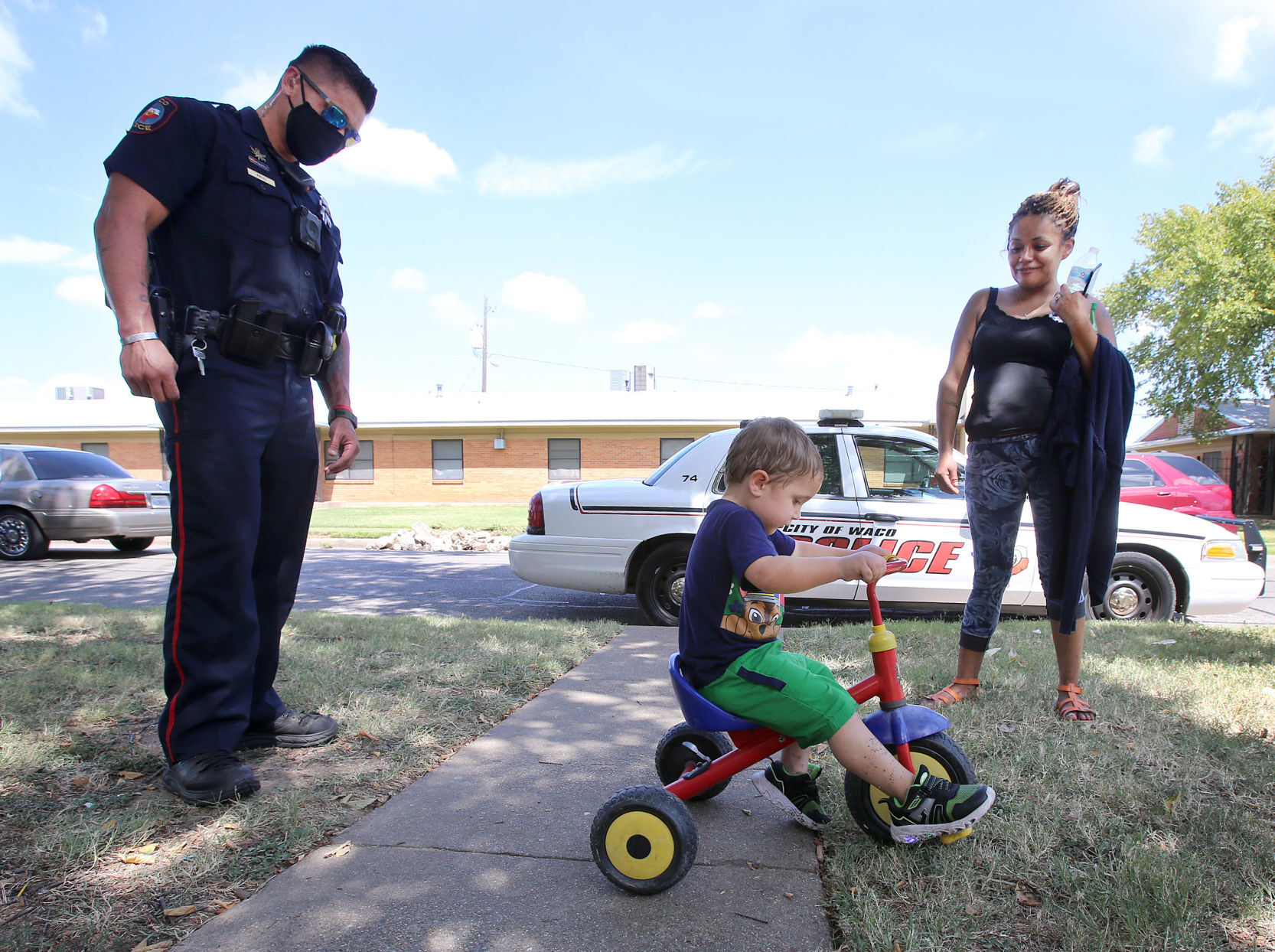 202008013_loc_community_police_jl6